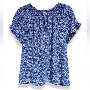 ✨️4/$20, GAP Royal Blue Leaf Pattern Blouse Tie Keyhole Front, Ruffle Details